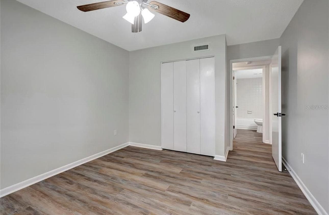 7020 COGNAC DRIVE — photo 28 of 39