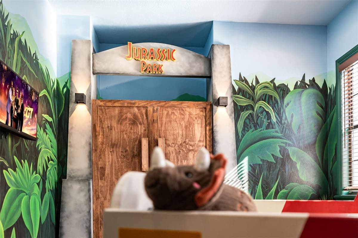 1025 CASTLE PINES COURT — photo 48 of 68