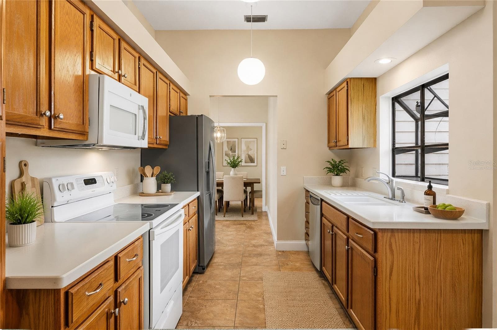 278 BLACKWATER PLACE — photo 8 of 20