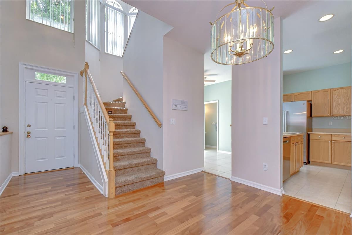 1050 STARKEY ROAD — photo 37 of 88