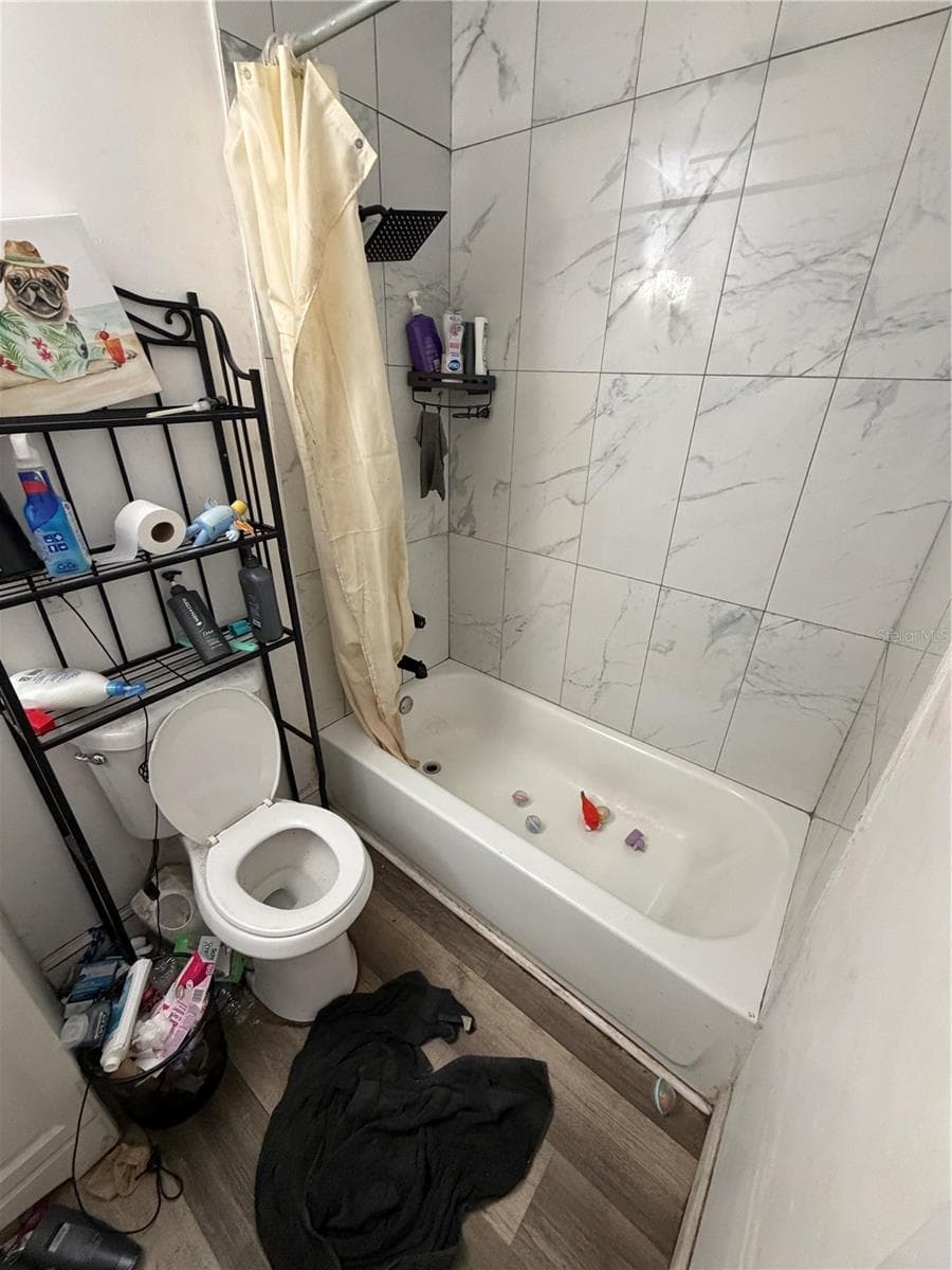 2880 SATURN DRIVE — photo 15 of 26