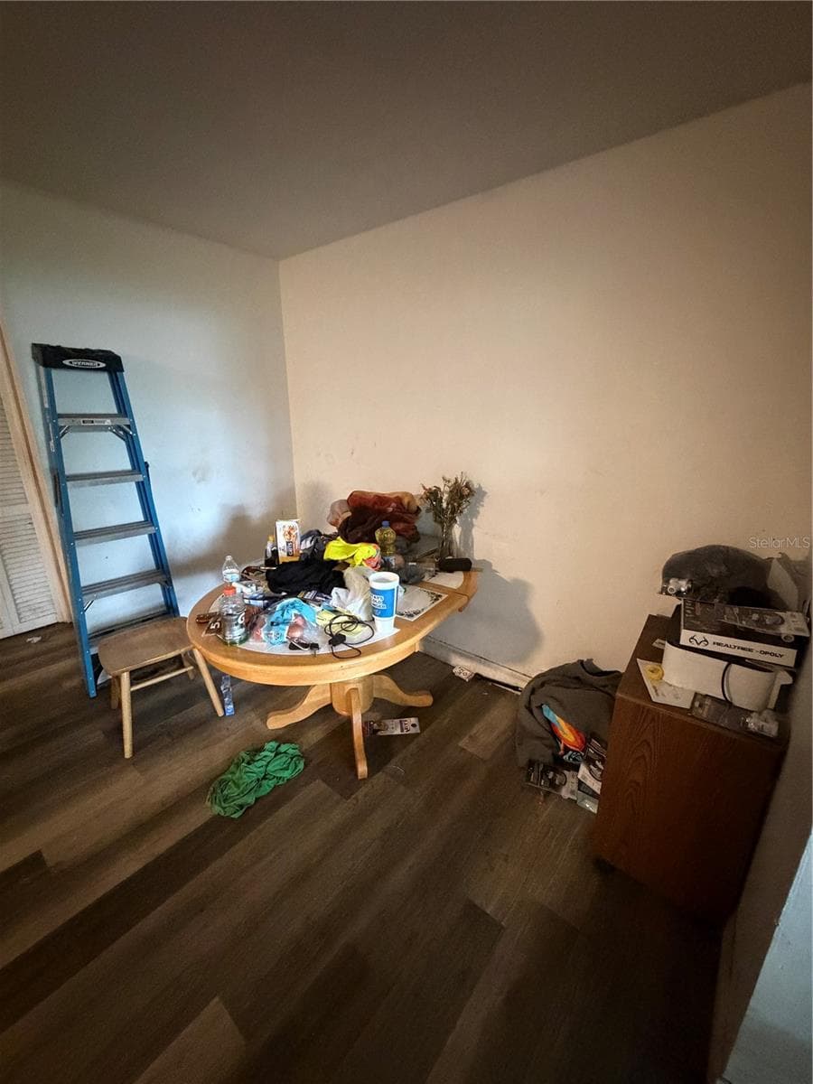 2880 SATURN DRIVE — photo 11 of 26