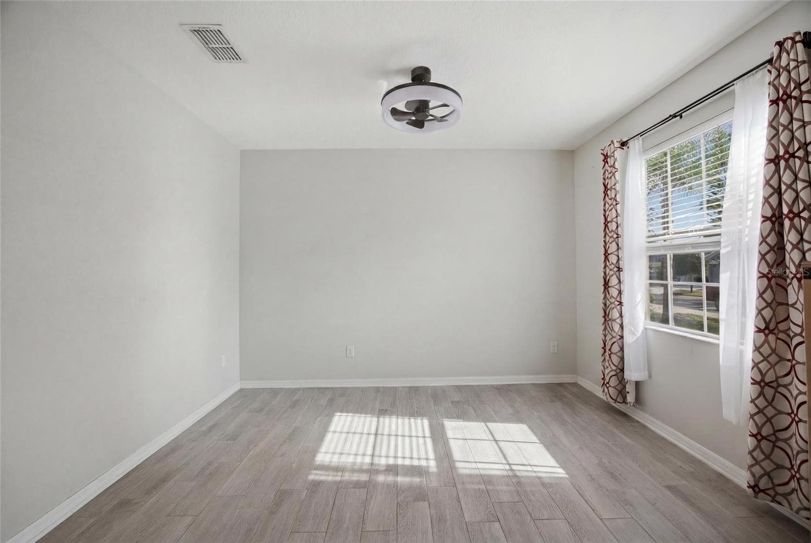 15410 DAKOTA SKY PLACE — photo 12 of 50