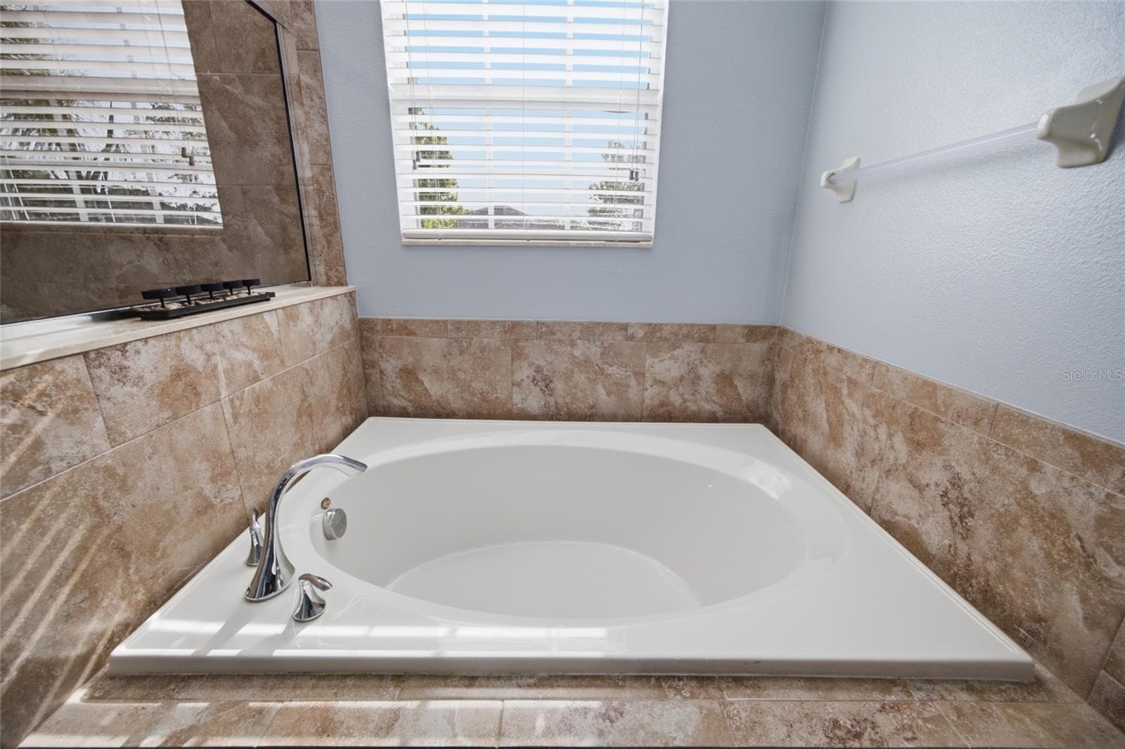 15410 DAKOTA SKY PLACE — photo 25 of 50
