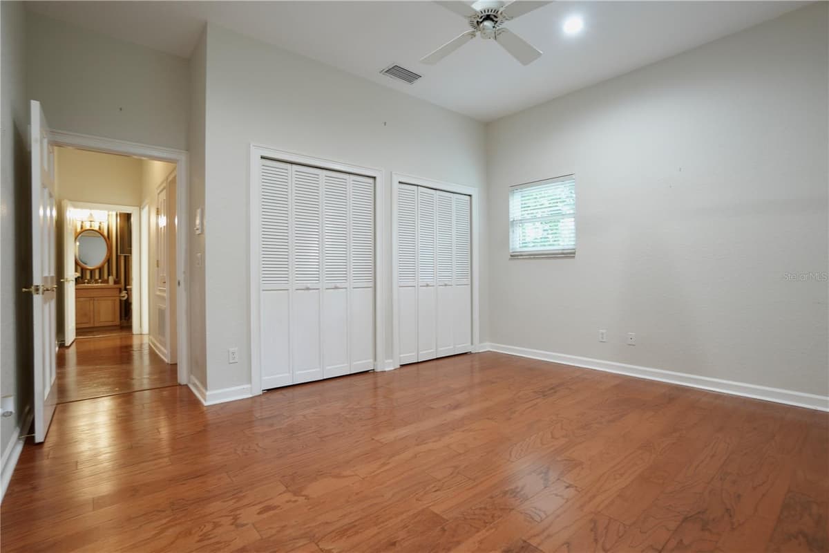15717 OAKLAND AVENUE — photo 42 of 82