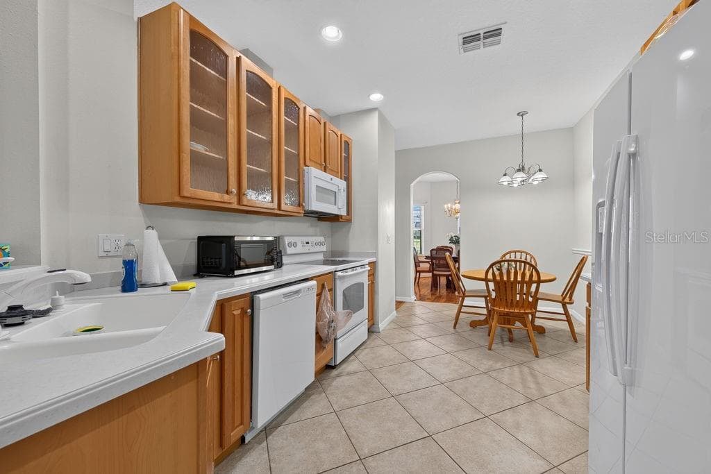 3614 PLYMOUTH DRIVE — photo 16 of 57