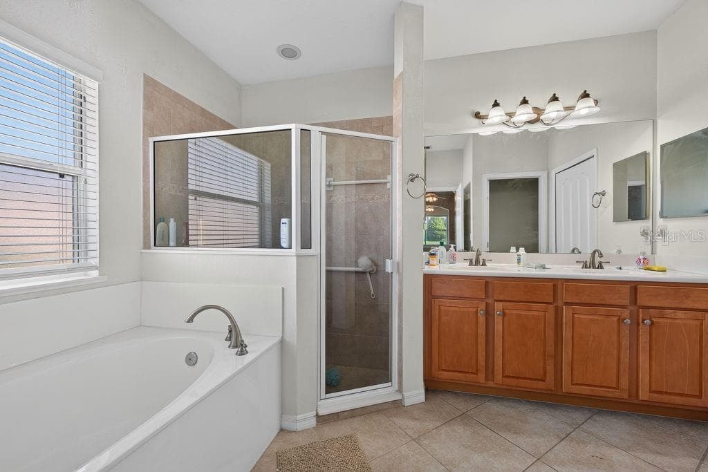 3614 PLYMOUTH DRIVE — photo 29 of 57