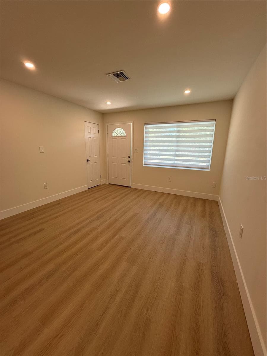 1350 15TH STREET — photo 10 of 14