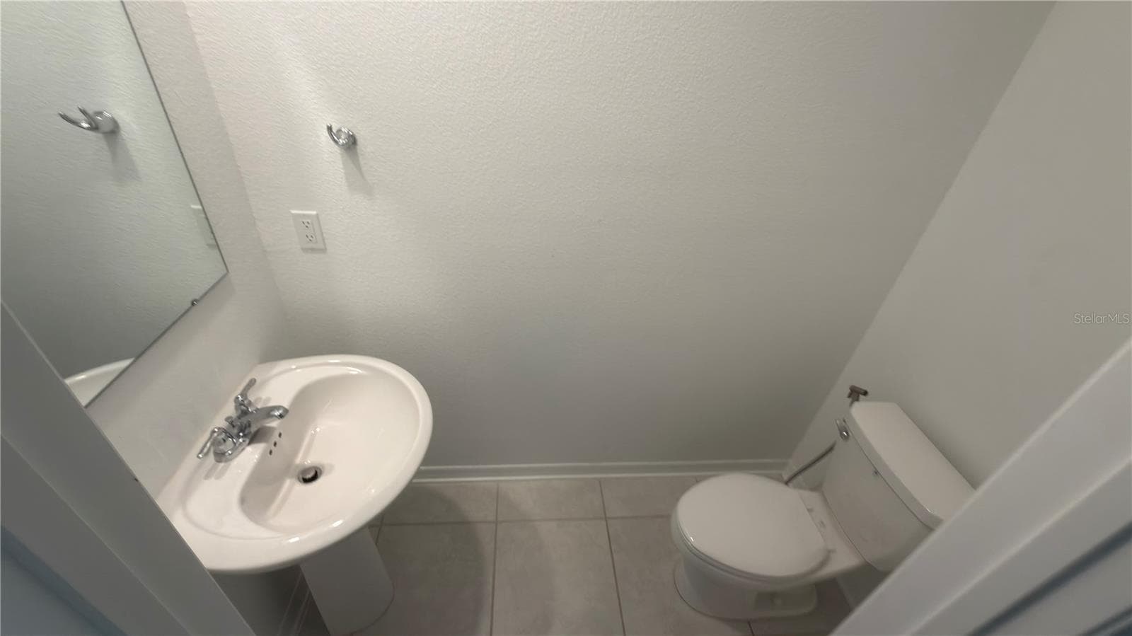 637 BELL PRAIRIE CIRCLE — photo 34 of 38
