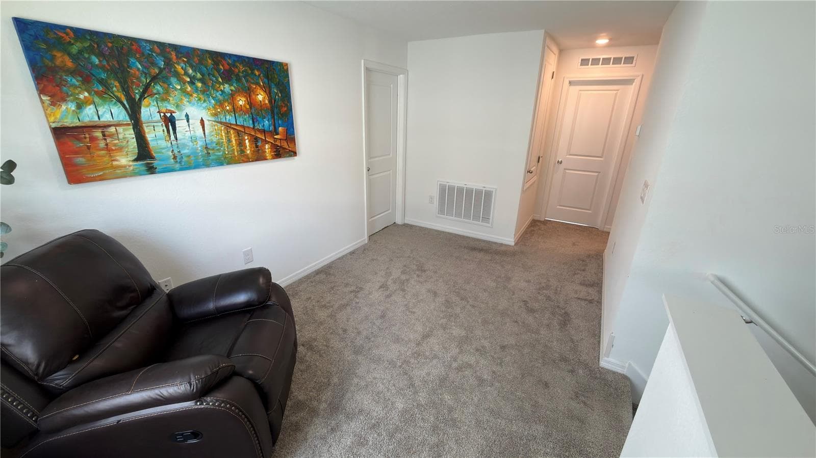 637 BELL PRAIRIE CIRCLE — photo 17 of 38