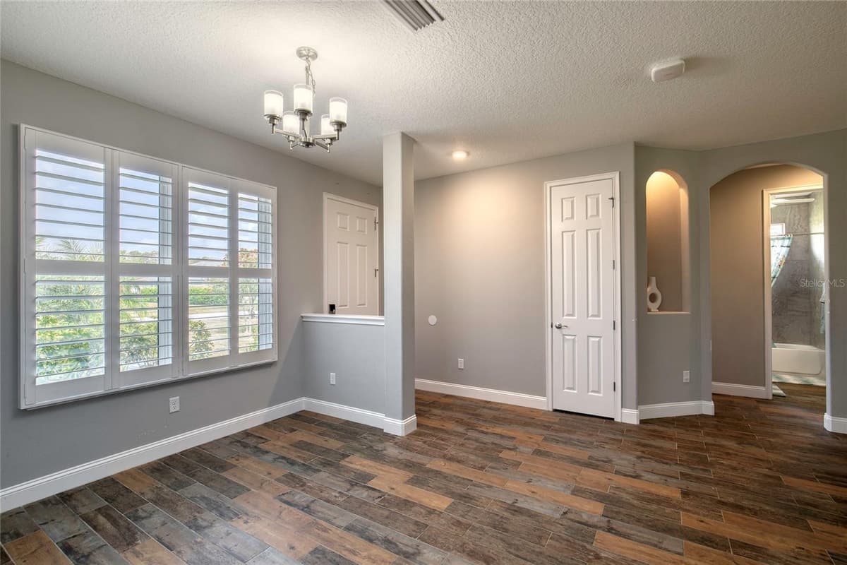 56 THORNHILL CHASE CIRCLE — photo 11 of 73