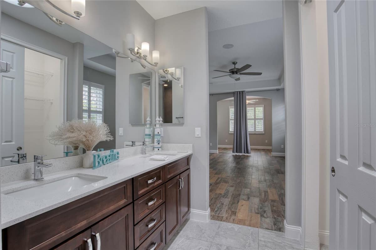 56 THORNHILL CHASE CIRCLE — photo 26 of 73