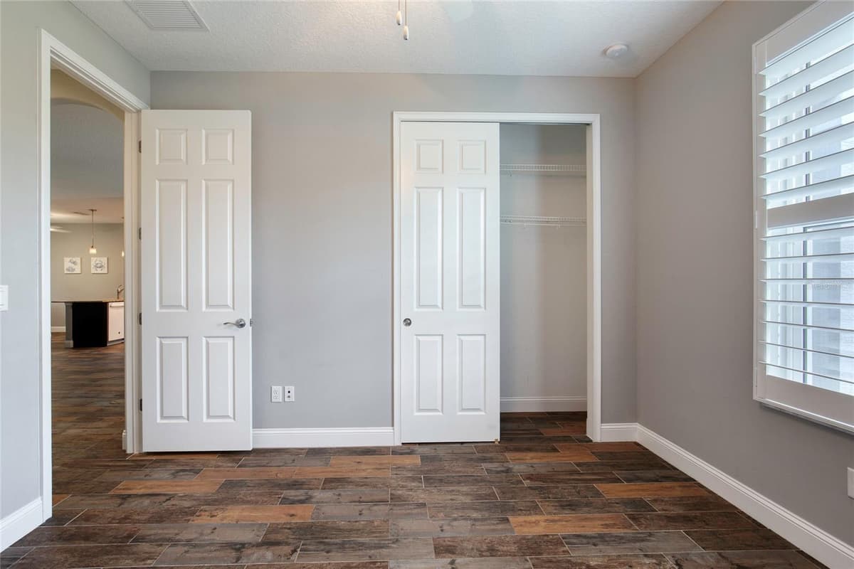 56 THORNHILL CHASE CIRCLE — photo 32 of 73