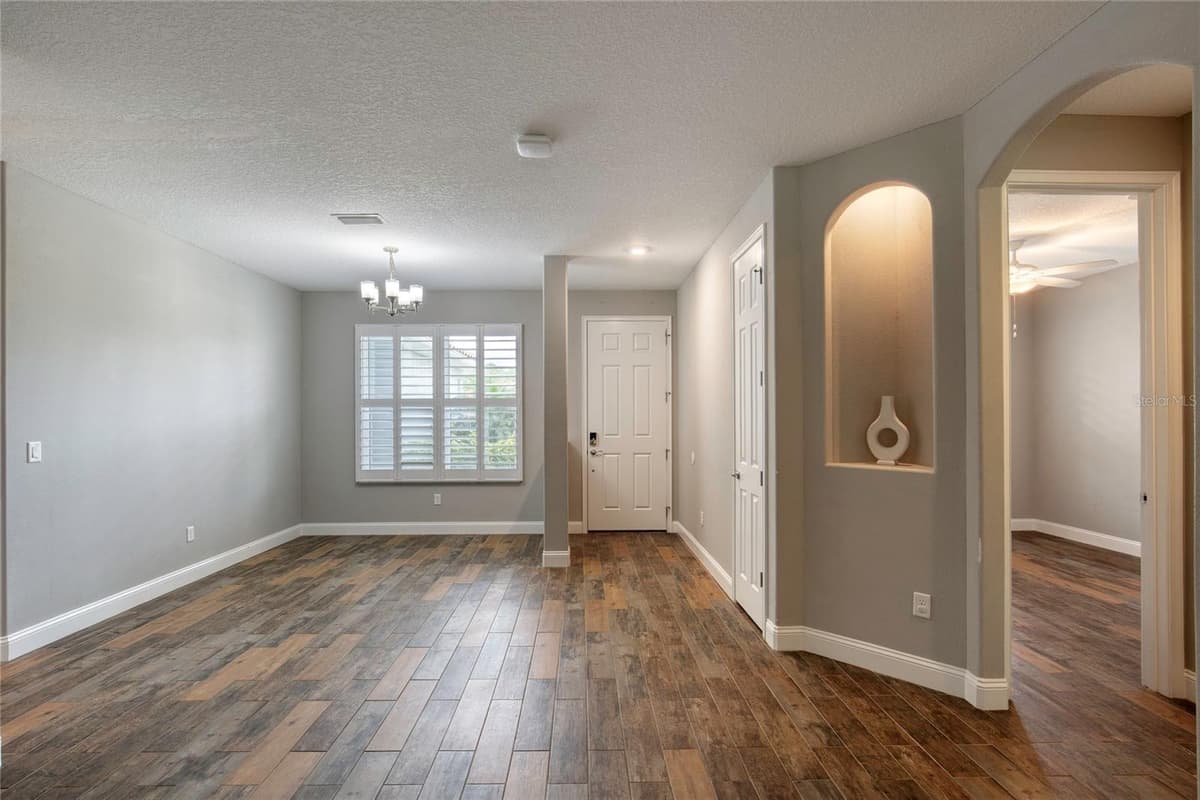 56 THORNHILL CHASE CIRCLE — photo 6 of 73