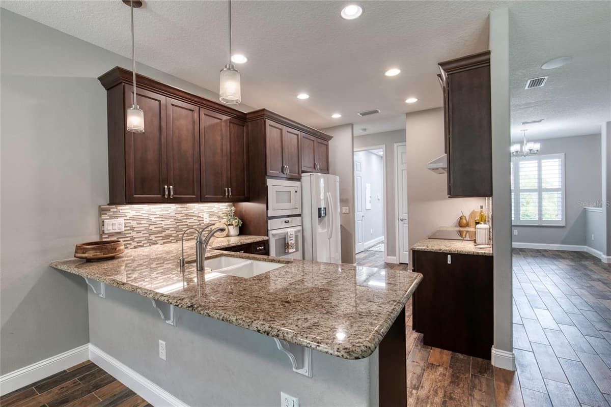 56 THORNHILL CHASE CIRCLE — photo 19 of 73