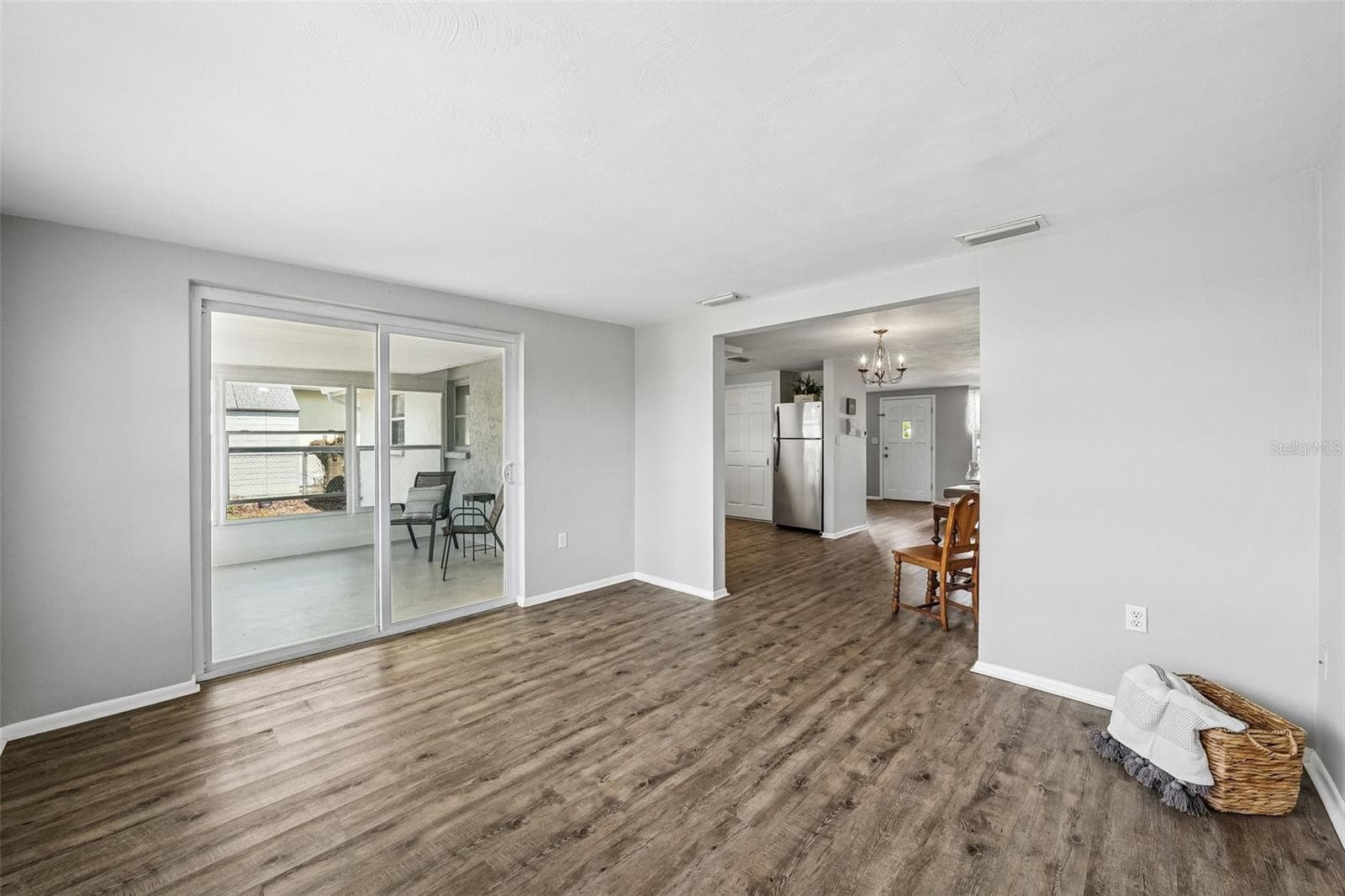 7215 MAYFIELD DRIVE — photo 16 of 52