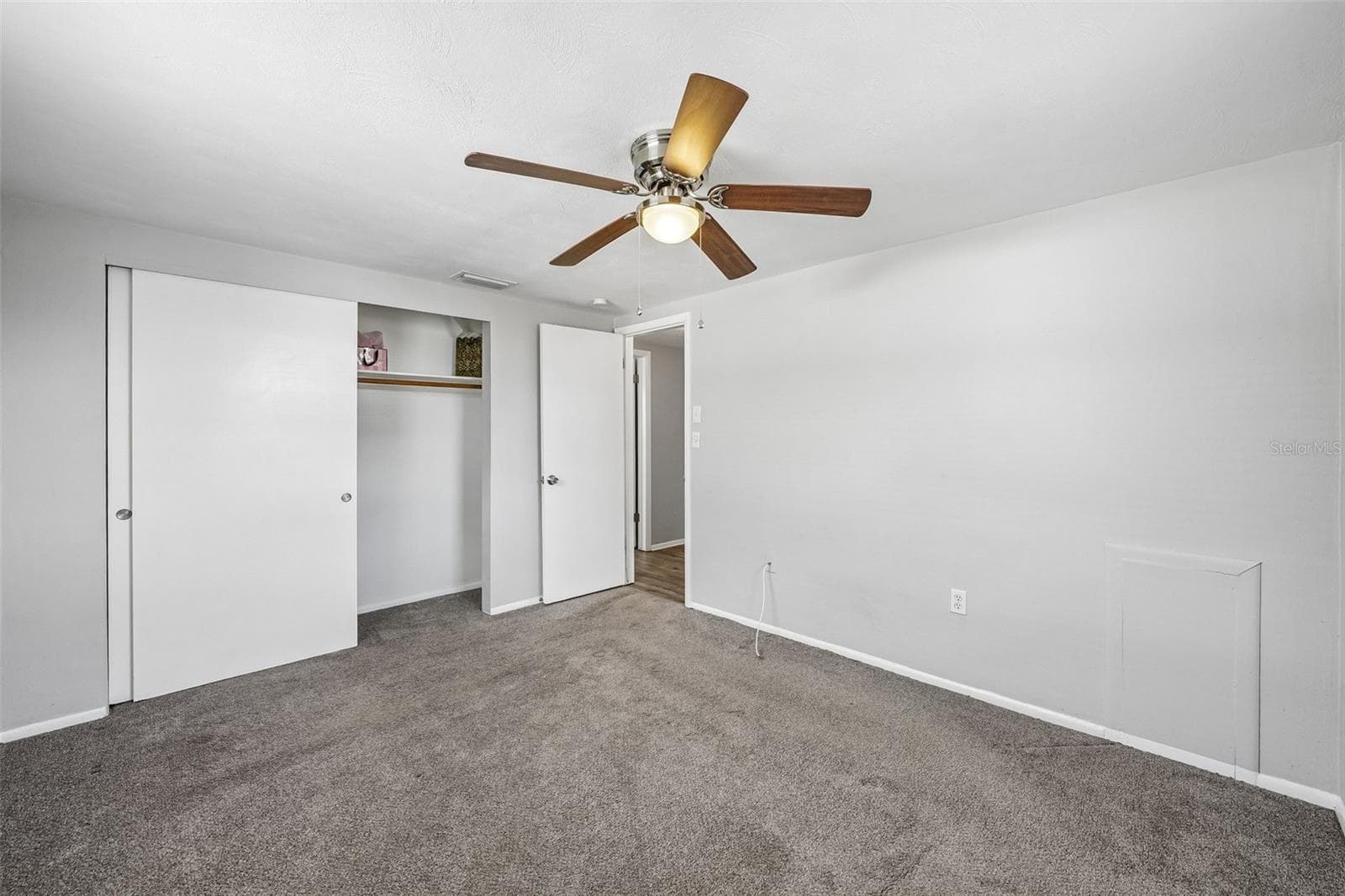 7215 MAYFIELD DRIVE — photo 37 of 52