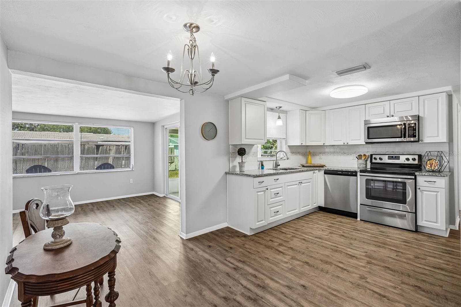 7215 MAYFIELD DRIVE — photo 22 of 52