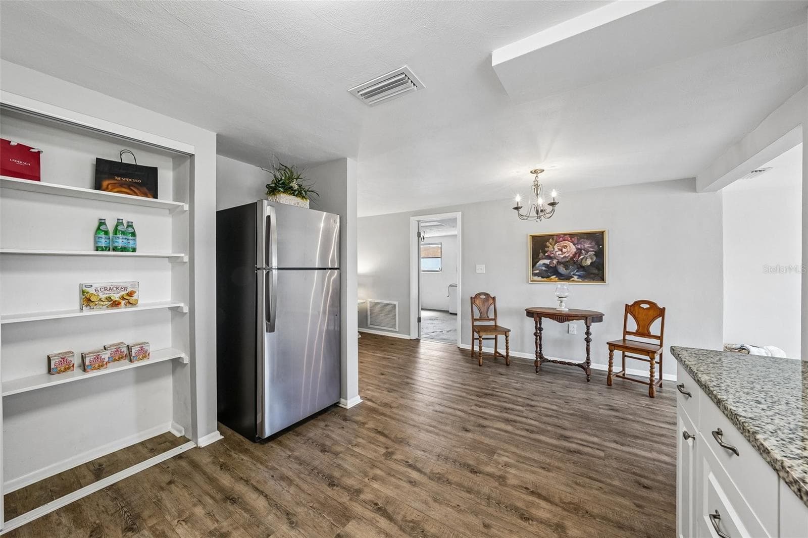 7215 MAYFIELD DRIVE — photo 29 of 52