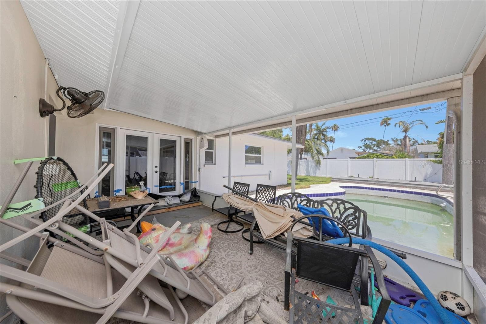 5701 DENVER STREET — photo 17 of 24