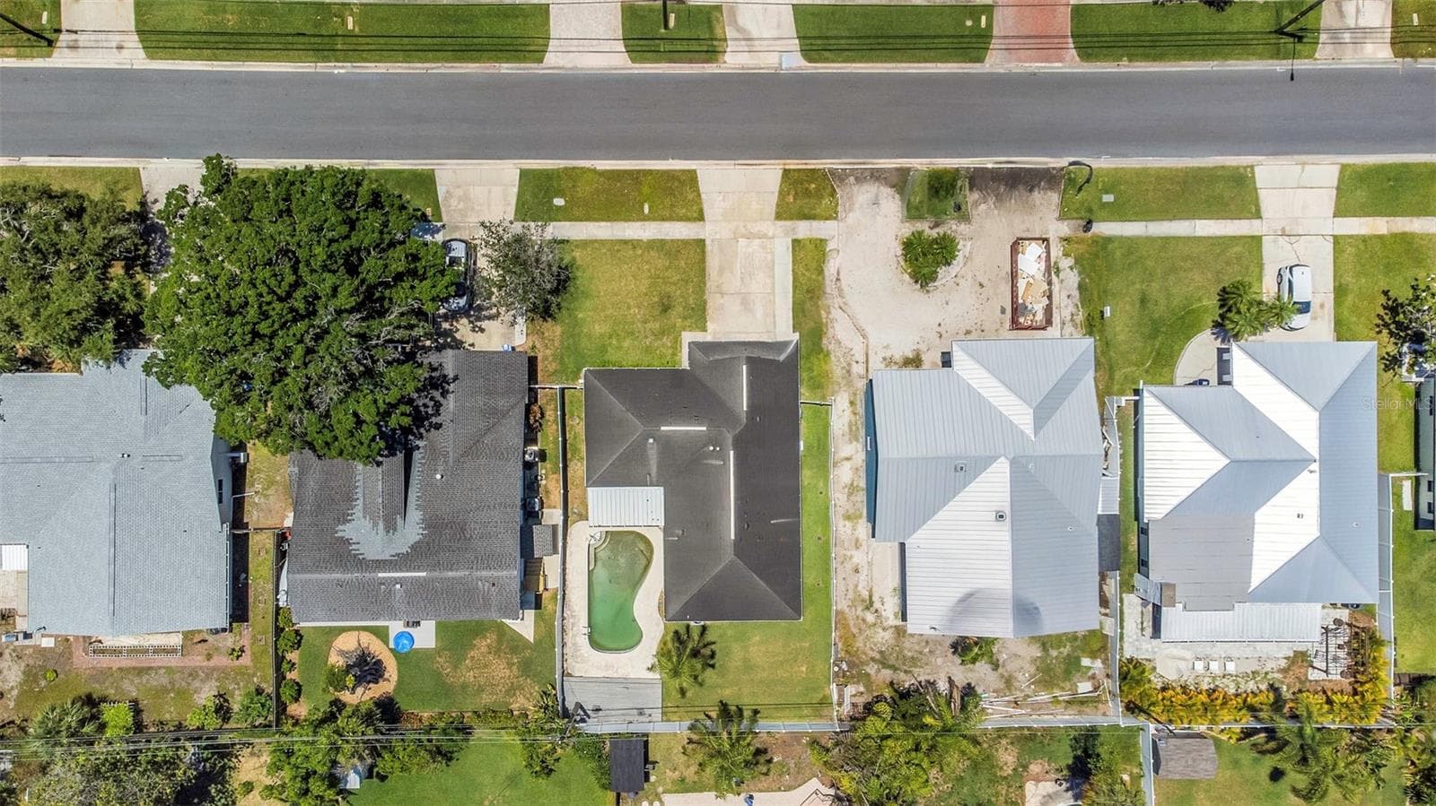 5701 DENVER STREET — photo 19 of 24
