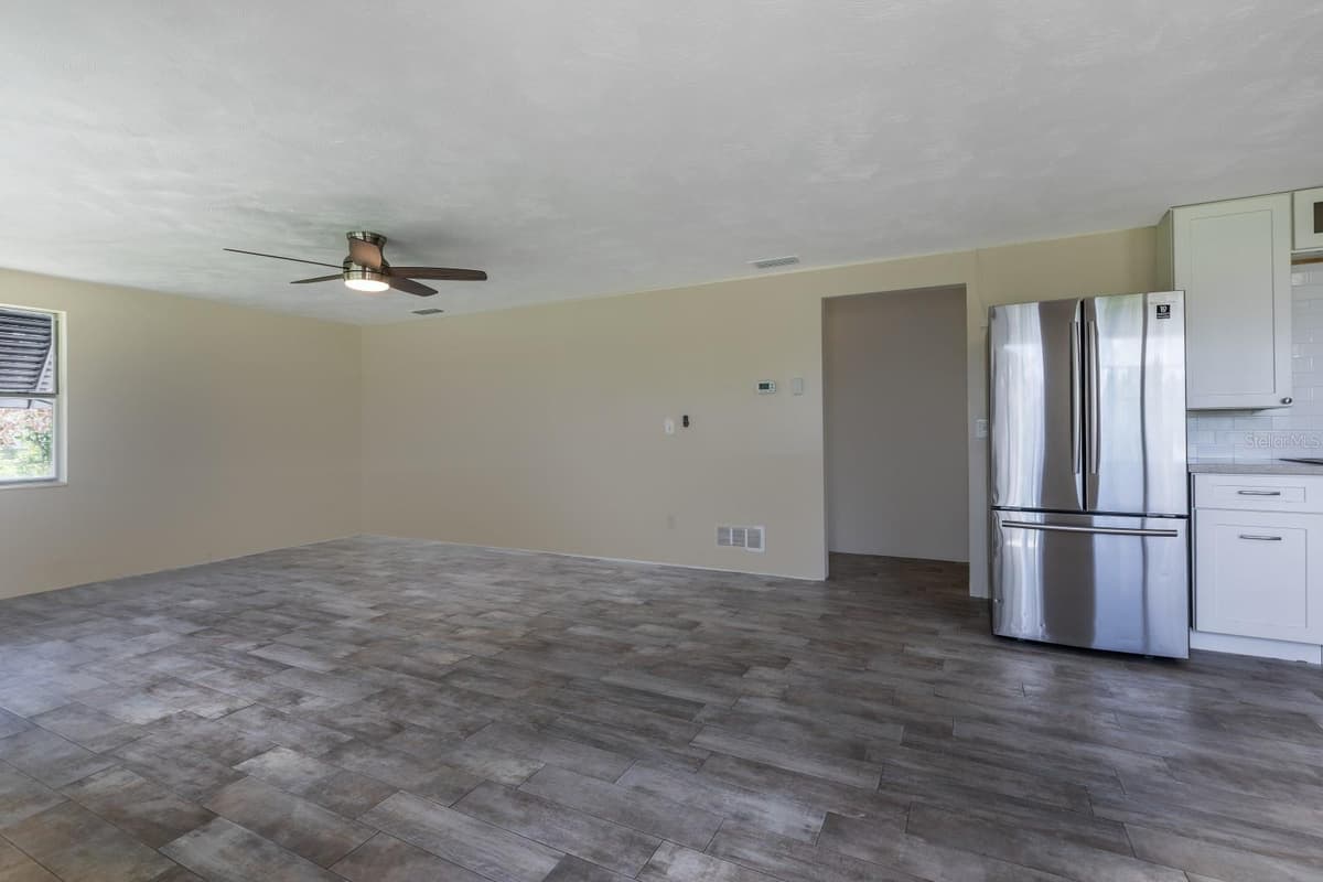5222 EAGLES NEST ROAD — photo 5 of 17