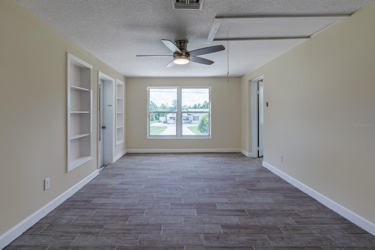 5222 EAGLES NEST ROAD — photo 6 of 17