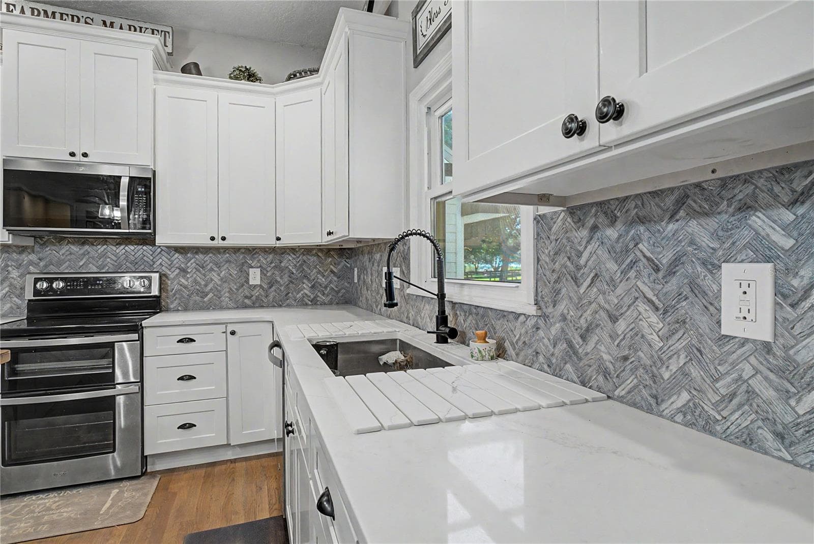 15146 ARABIAN WAY — photo 16 of 64