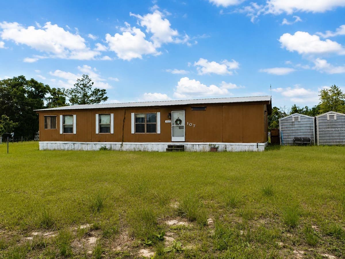 107 GREEN OAK DRIVE — photo 7 of 28