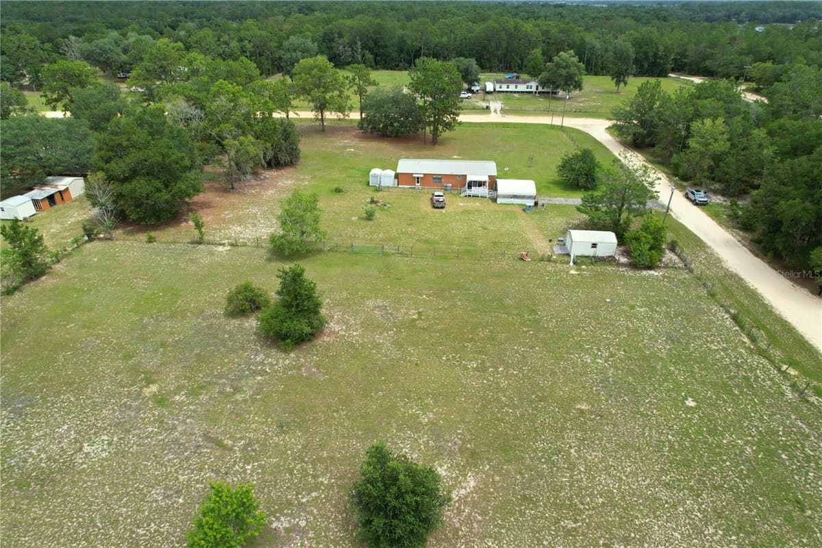 107 GREEN OAK DRIVE — photo 26 of 28