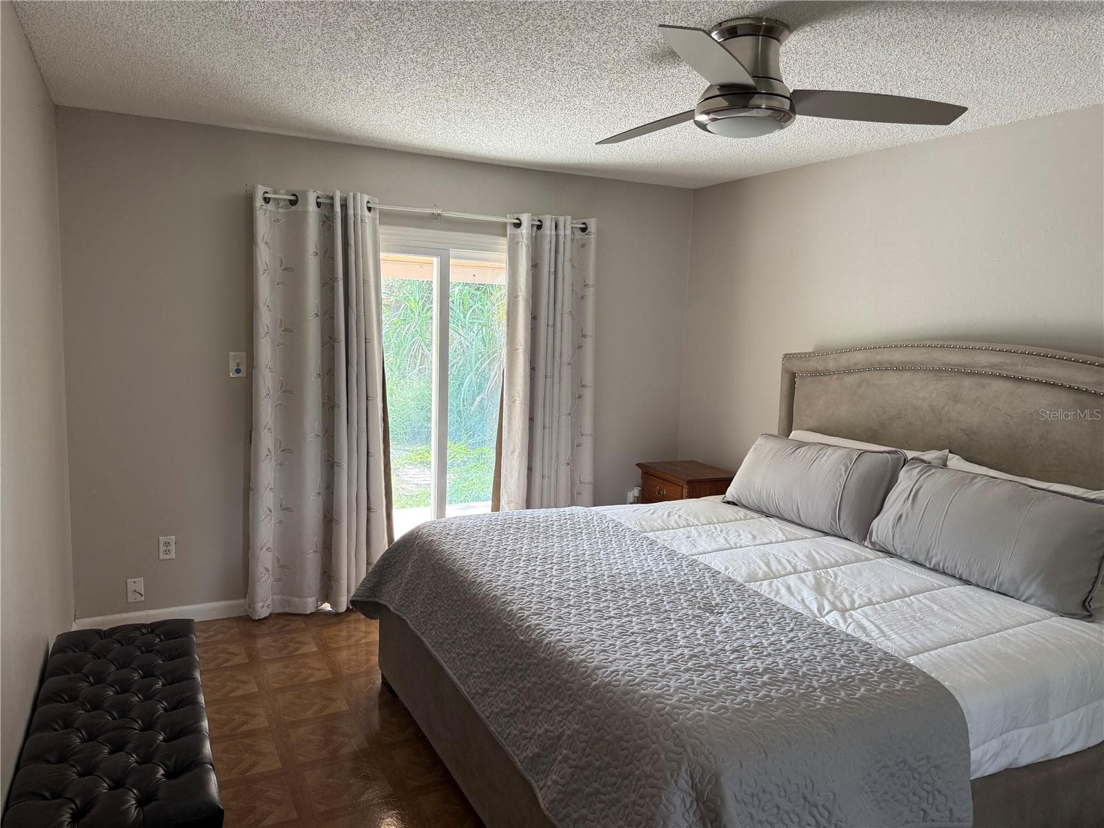 6718 DONALD AVENUE — photo 18 of 36