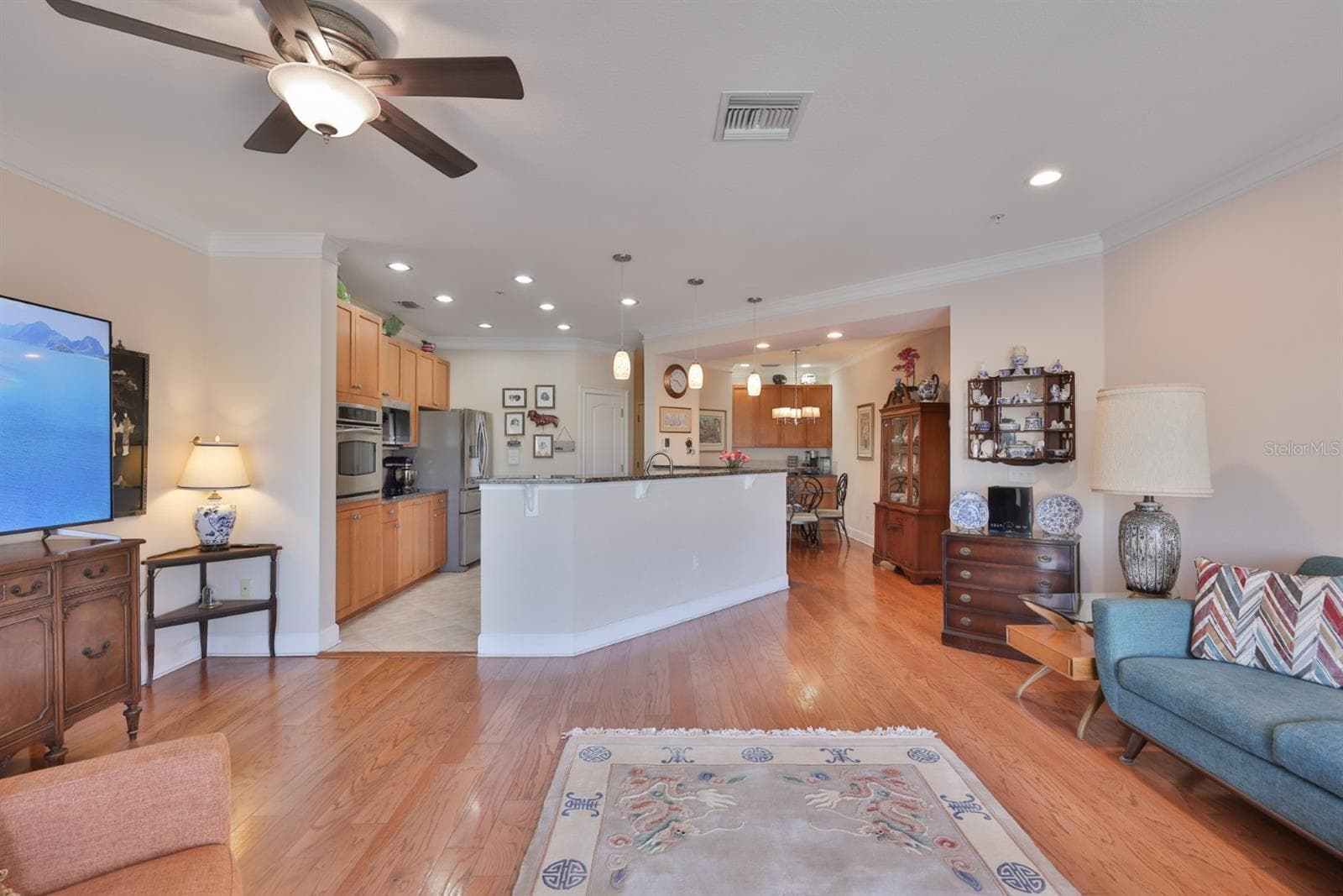 6432 SUNSET BAY CIRCLE — photo 17 of 47