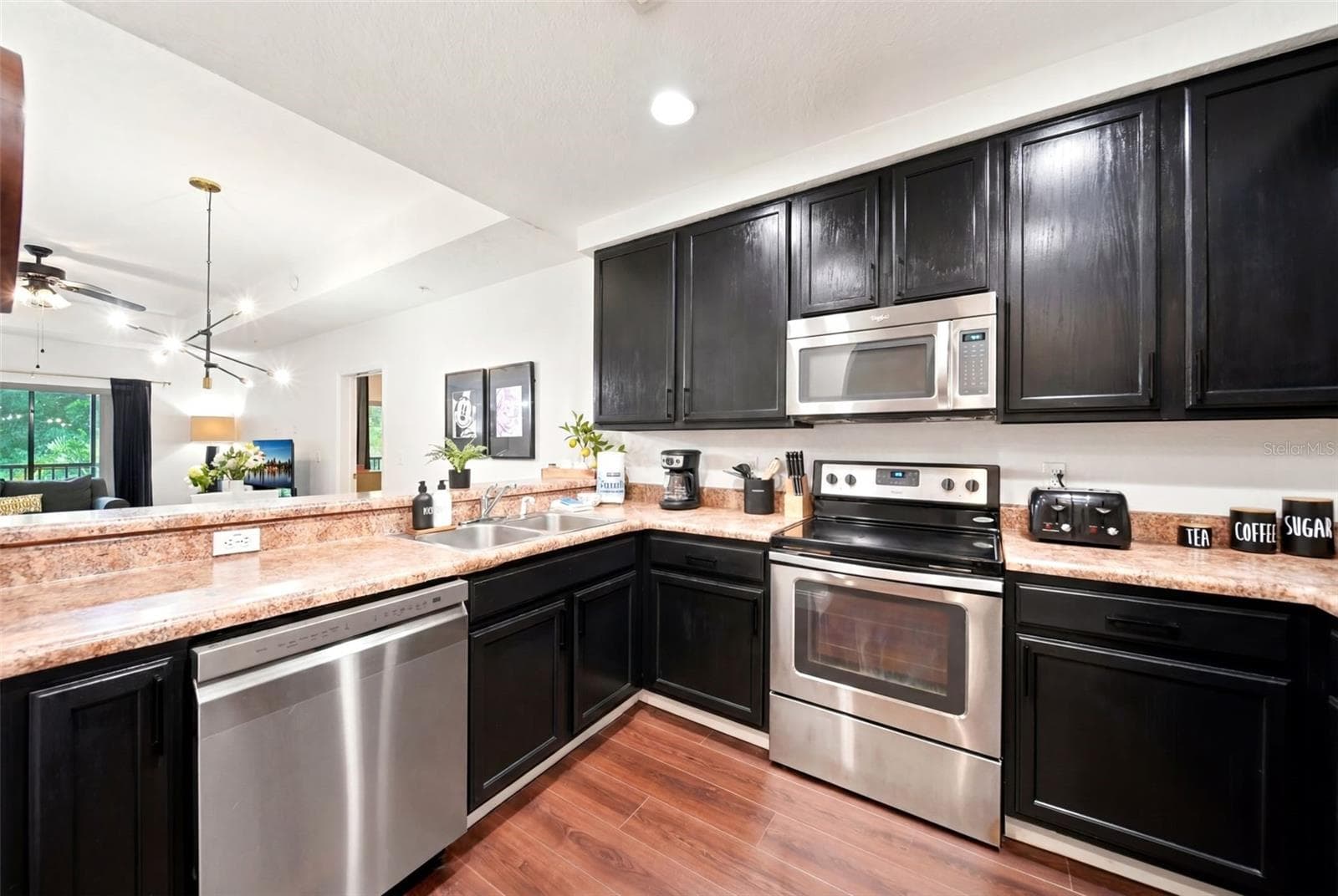9051 TREASURE TROVE LANE — photo 9 of 34
