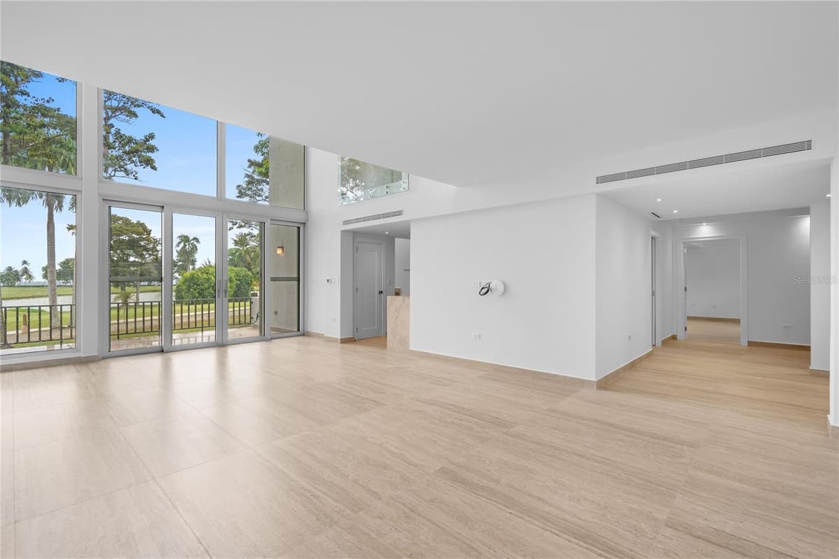 2111-2112 VILLA DORADO BEACH ESTATES — photo 11 of 58