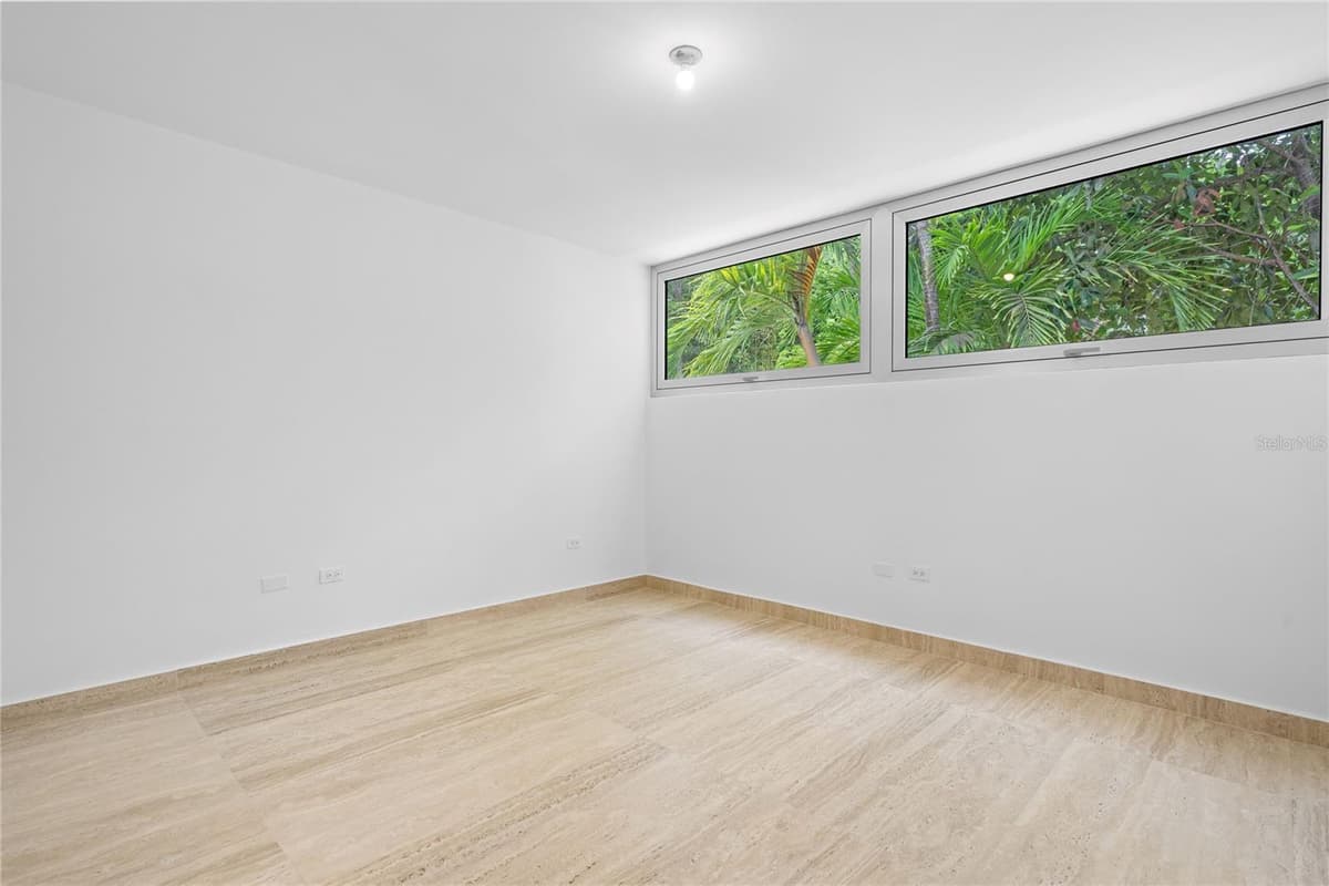 2111-2112 VILLA DORADO BEACH ESTATES — photo 40 of 58