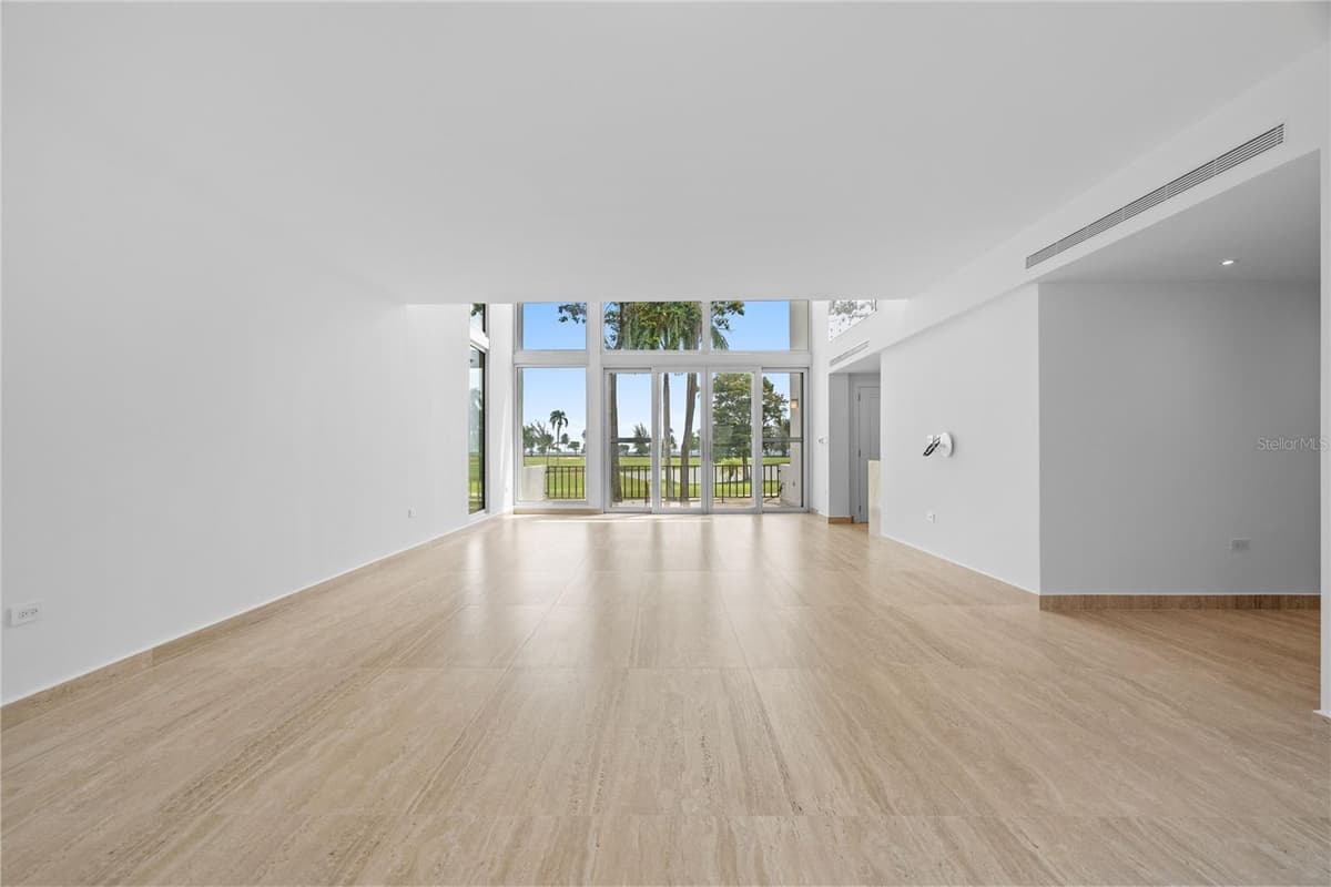 2111-2112 VILLA DORADO BEACH ESTATES — photo 12 of 58