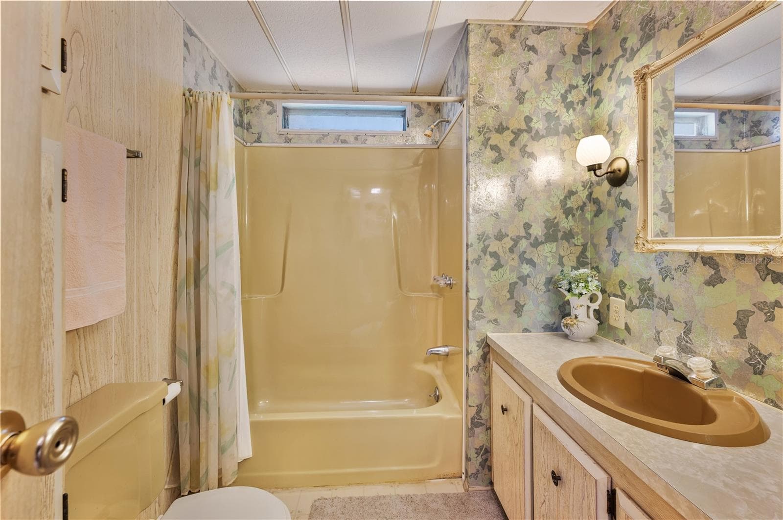 1610 REYNOLDS ROAD — photo 10 of 16