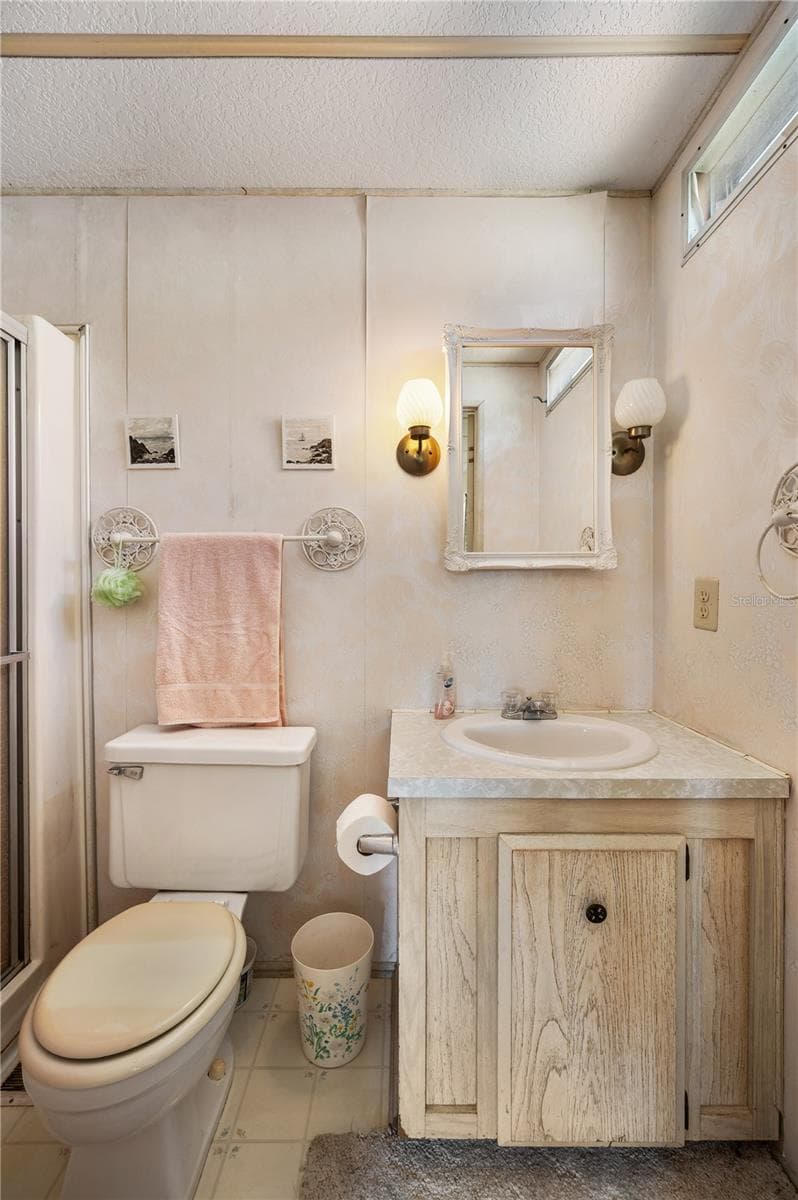 1610 REYNOLDS ROAD — photo 7 of 16