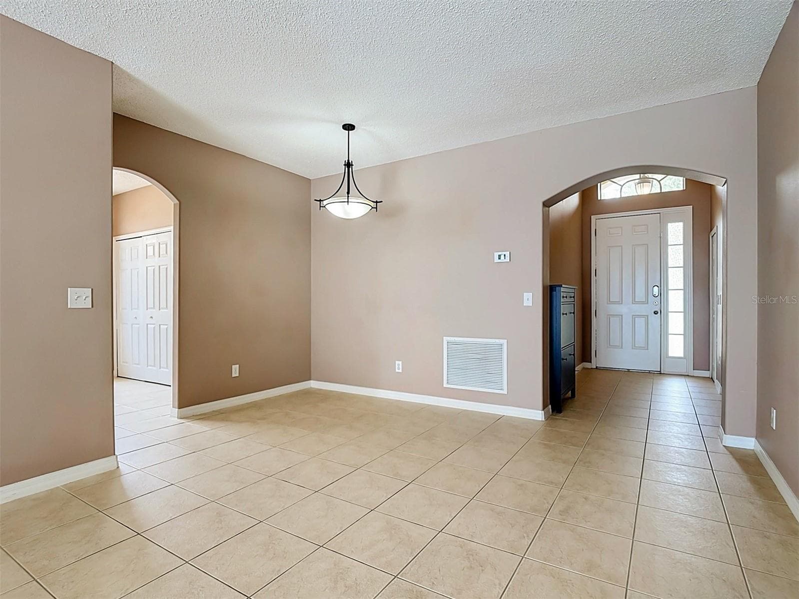 209 SUNSET VIEW DRIVE — photo 5 of 49