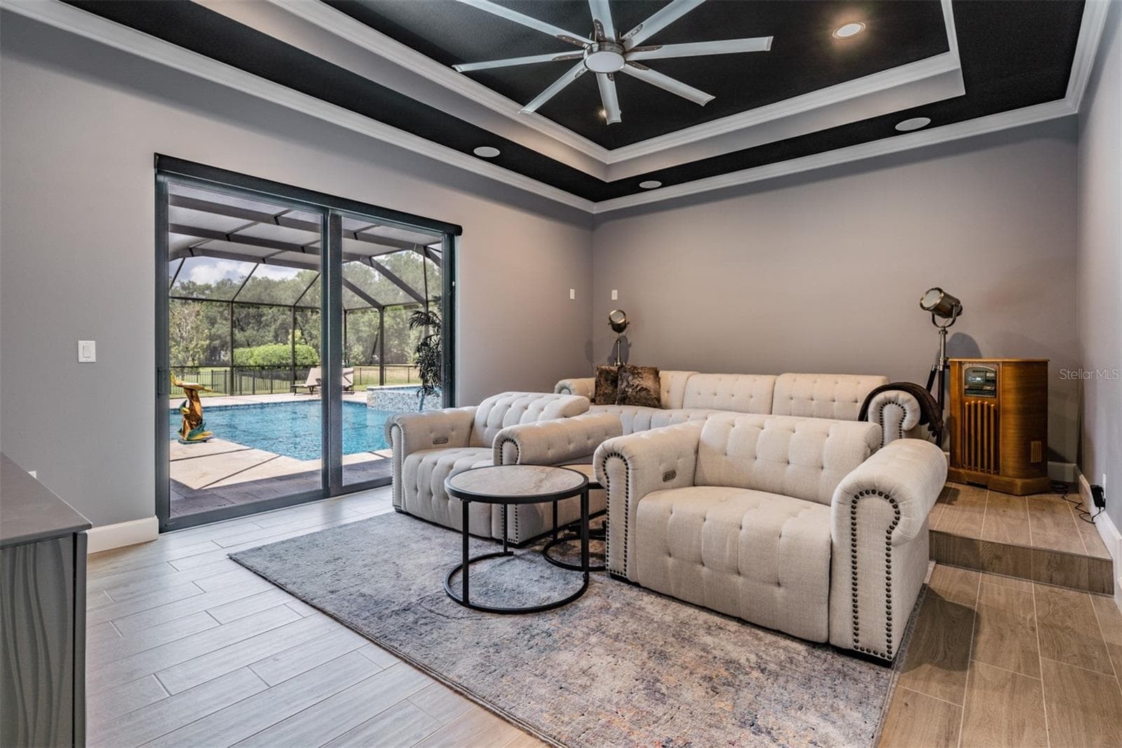 218 HAWK TALON DRIVE — photo 9 of 20