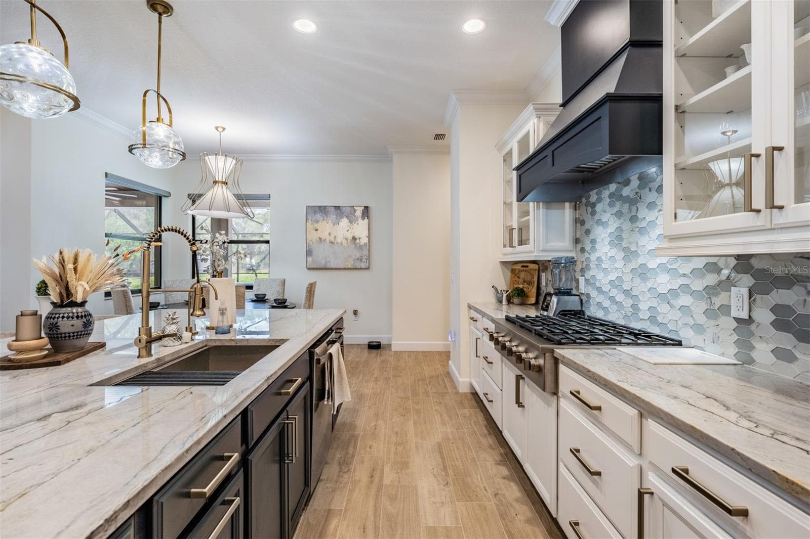 218 HAWK TALON DRIVE — photo 6 of 20
