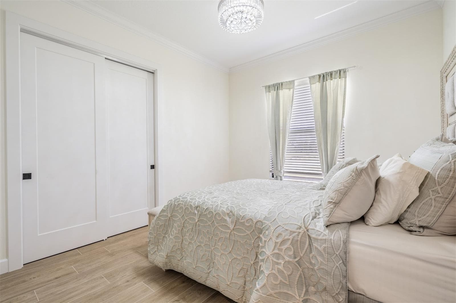 218 HAWK TALON DRIVE — photo 14 of 20