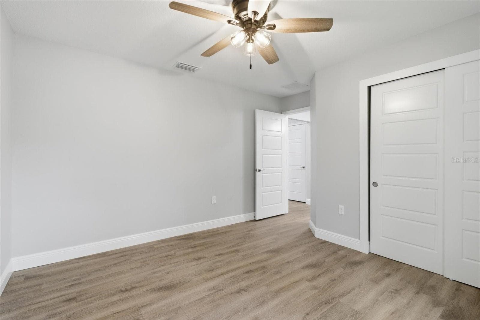 8727 SPIKES WAY — photo 33 of 41