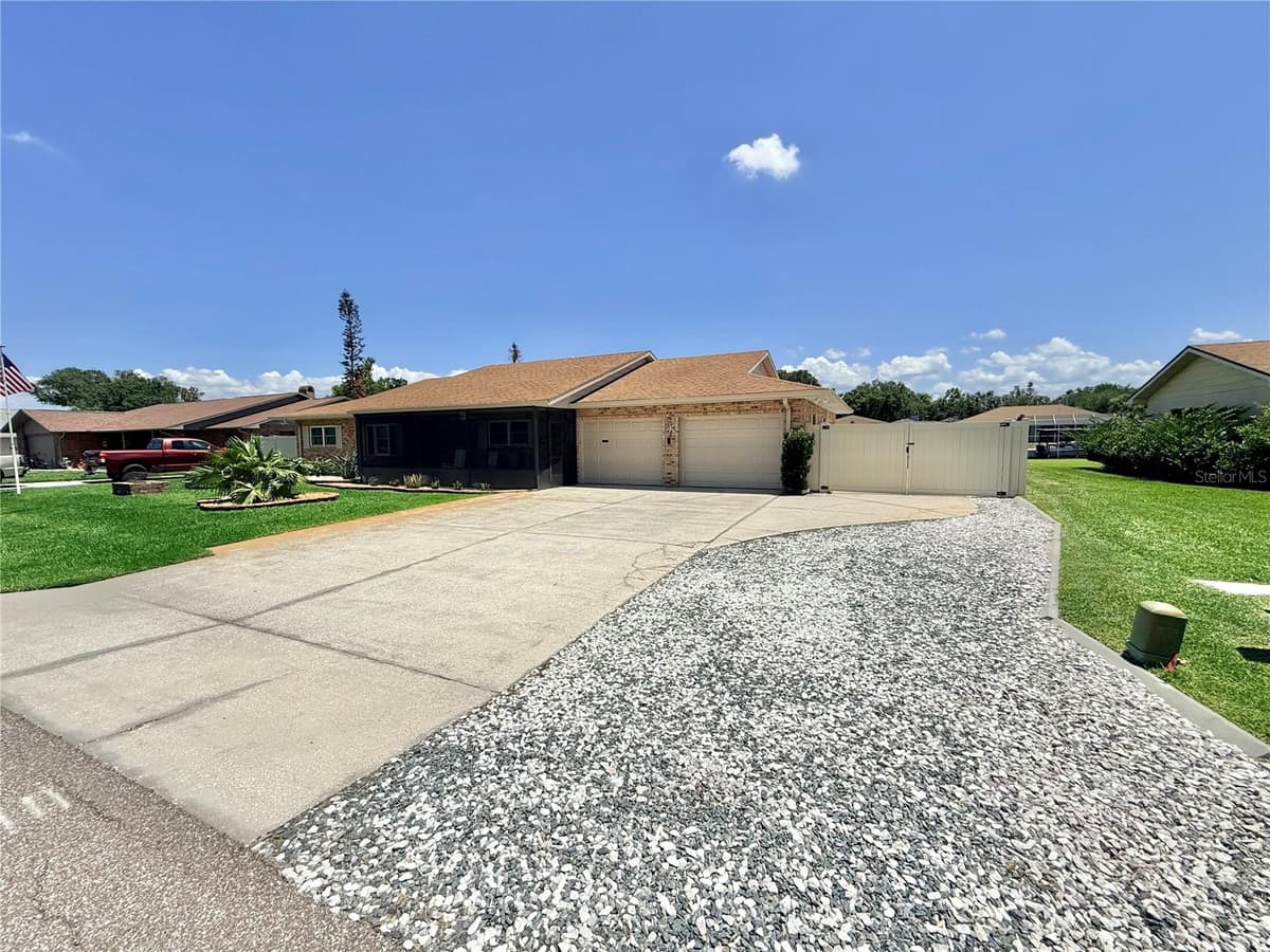 209 DELAWARE STREET — photo 84 of 85