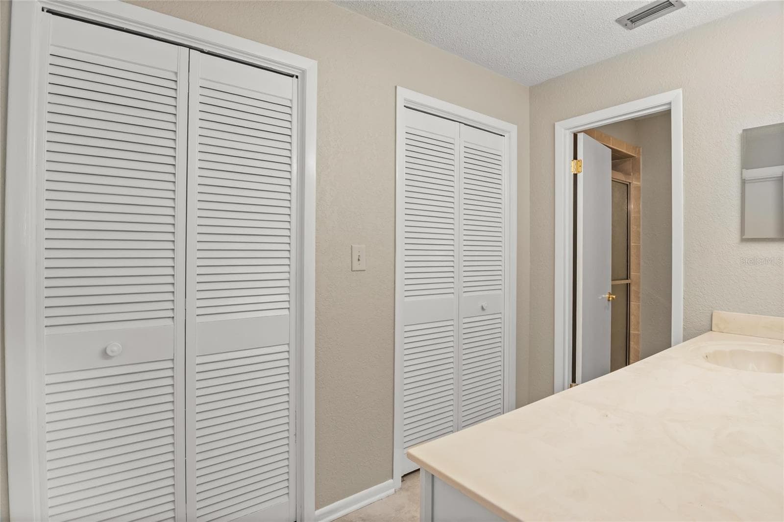 2024 CHARNES COURT — photo 24 of 48