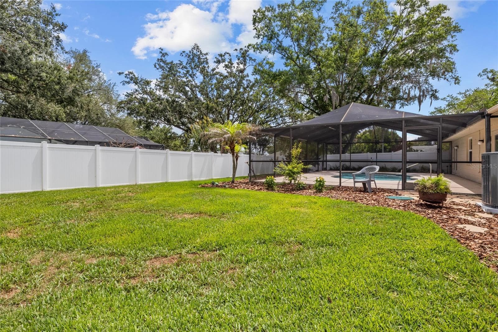 2024 CHARNES COURT — photo 44 of 48