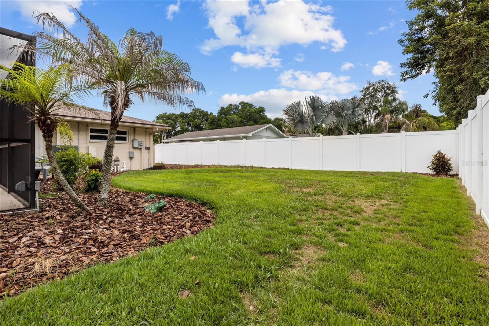 2024 CHARNES COURT — photo 46 of 48