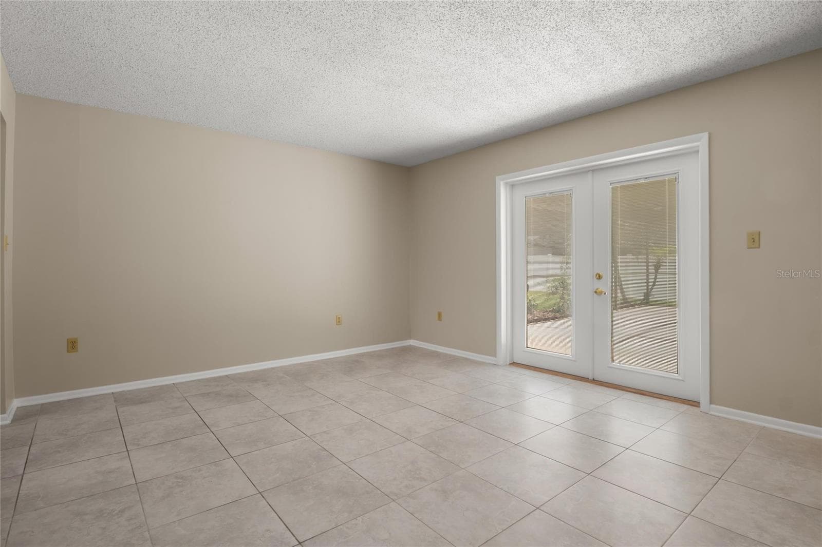 2024 CHARNES COURT — photo 27 of 48