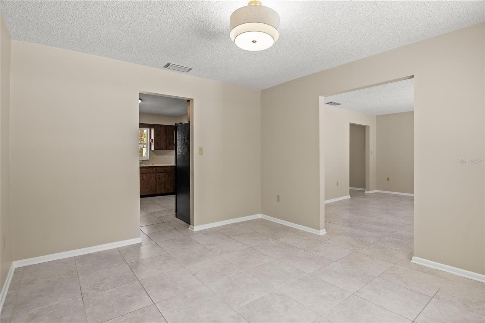 2024 CHARNES COURT — photo 20 of 48