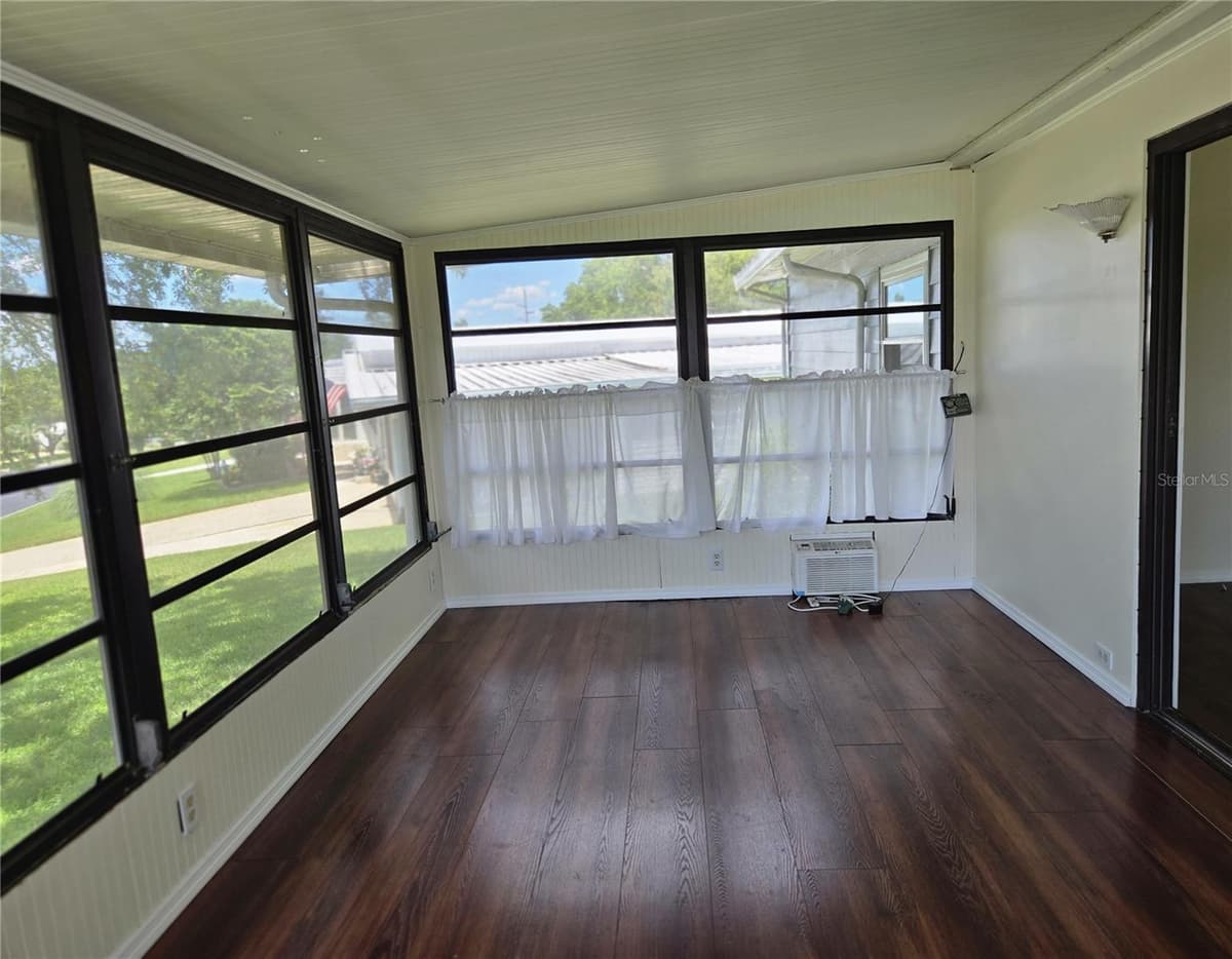 2363 CITRUS CIRCLE — photo 7 of 18